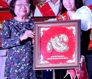 Thái Ngọc Thanh đi qua một năm khó khăn bằng cái tâm và nụ cười